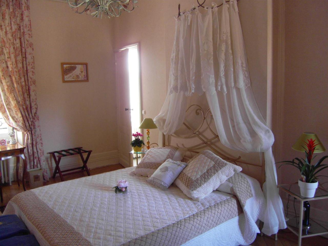 Chateau De La Riviere Bed & Breakfast La Riviere  Exterior foto
